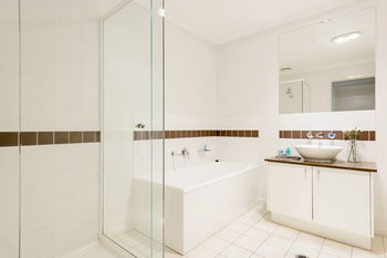 Apartments @ Glen Waverley - Foster Accommodation 0