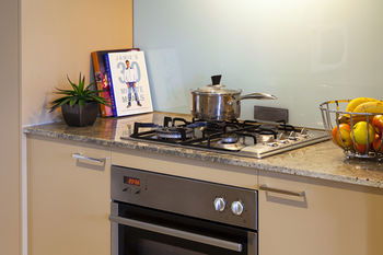 Apartments @ Glen Waverley - Foster Accommodation 24