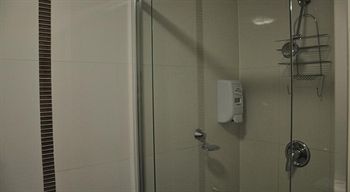 Habitat HQ - Hostel - Foster Accommodation 19