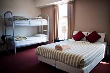 Habitat HQ - Hostel - Foster Accommodation 7