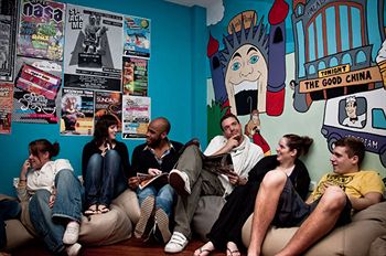 Habitat HQ - Hostel - Foster Accommodation 13