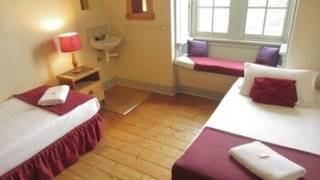 Katoomba Mountain Lodge - Foster Accommodation 6