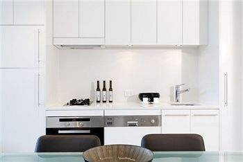 Wyndel Apartments - The Mint - Foster Accommodation 12