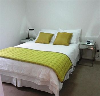 Wyndel Apartments - The Mint - Foster Accommodation 15