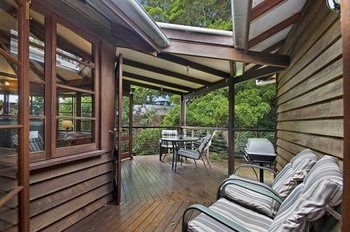 The African Cottage - Foster Accommodation 9