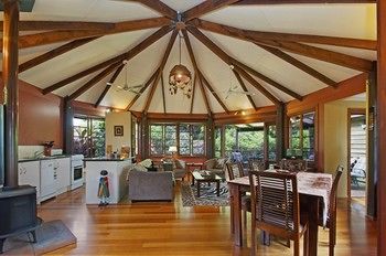 The African Cottage - Foster Accommodation 19