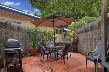 The African Cottage - Foster Accommodation 25