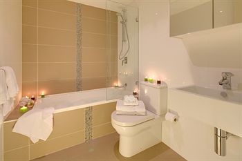 Zara Tower - Luxury Suites And Apartments - Foster Accommodation 29