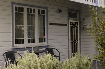 House On The Hill - Hunter Valley - Foster Accommodation 6
