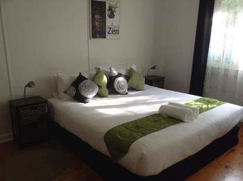 House On The Hill - Hunter Valley - Foster Accommodation 34