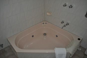 Nunawading Motor Inn - Foster Accommodation 36