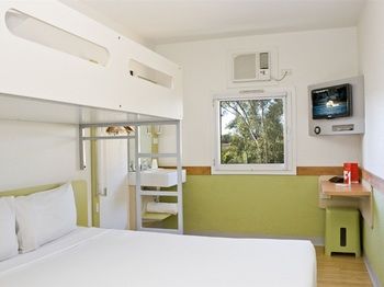 Ibis Budget Fawkner - Foster Accommodation 2