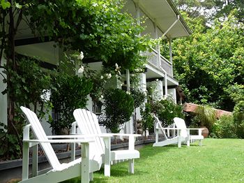 Brentwood Accommodation - Foster Accommodation 0