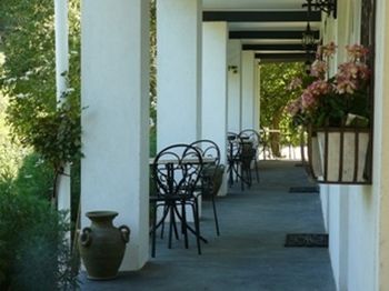 Brentwood Accommodation - Foster Accommodation 18