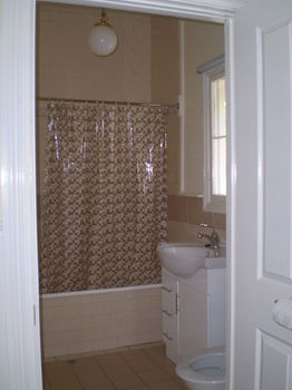 Brentwood Accommodation - Foster Accommodation 25
