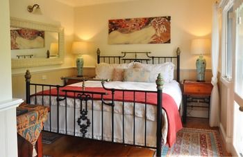 Brentwood Accommodation - Foster Accommodation 33