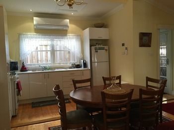 Brentwood Accommodation - Foster Accommodation 50