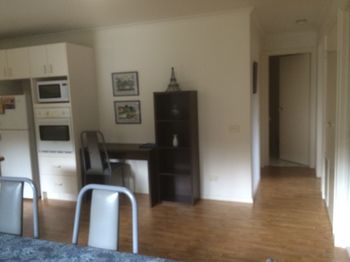 Australian Home Away Ringwood @ Bardia - Foster Accommodation 13