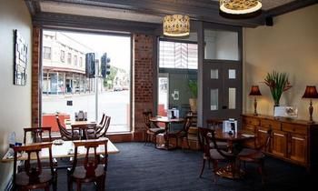 Cessnock Hotel - Foster Accommodation 2