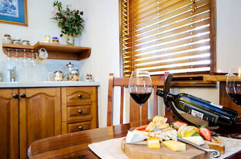 Lillypilly's Country Cottages & Day Spa - Foster Accommodation 12