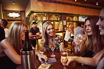 Burwood Inn Merewether - Foster Accommodation 4