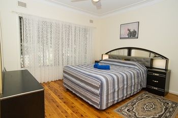 Manera Heights Apartment Motel - Foster Accommodation 9
