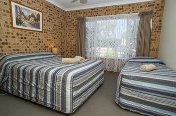 Manera Heights Apartment Motel - Foster Accommodation 10