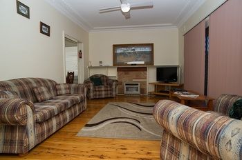 Manera Heights Apartment Motel - Foster Accommodation 15