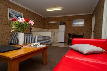 Manera Heights Apartment Motel - Foster Accommodation 17