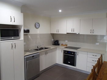 Manera Heights Apartment Motel - Foster Accommodation 30