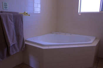 Shearing Shed Motor Inn - Foster Accommodation 7