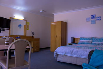 Shearing Shed Motor Inn - Foster Accommodation 11