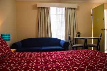 Shearing Shed Motor Inn - Foster Accommodation 43