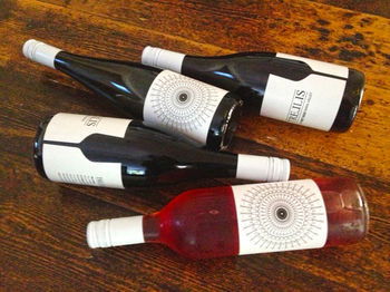 Valley Farm Vineyard Cottages - Foster Accommodation 15