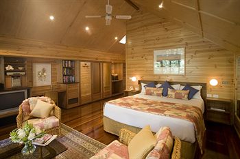 Kims Beachside Lodges - Foster Accommodation 13