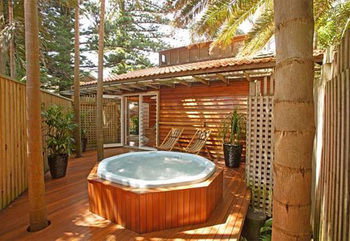 Kims Beachside Lodges - Foster Accommodation 16