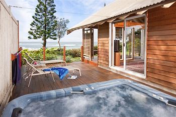 Kims Beachside Lodges - Foster Accommodation 17