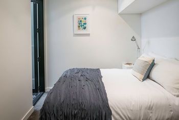 Apartment2c - Highline - Foster Accommodation 7