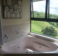 Top of The Hill - Foster Accommodation
