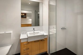 Quest Bella Vista - Foster Accommodation 6