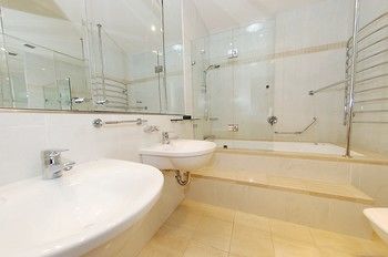 Neutral Bay 46 Young Furnished Apartment - Foster Accommodation 0