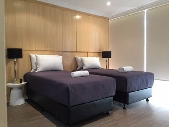 Neutral Bay 46 Young Furnished Apartment - Foster Accommodation 1