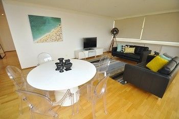 Neutral Bay 46 Young Furnished Apartment - Foster Accommodation 8