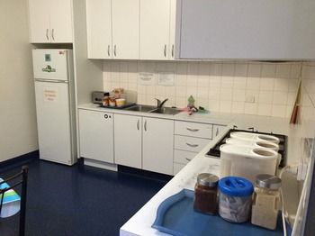 22 Travellers Accommodation - Hostel - Foster Accommodation 0