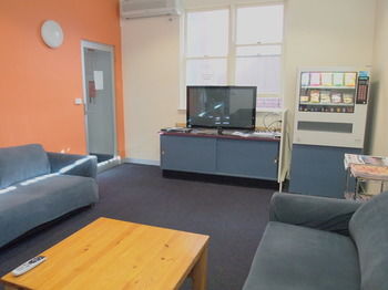 22 Travellers Accommodation - Hostel - Foster Accommodation 5