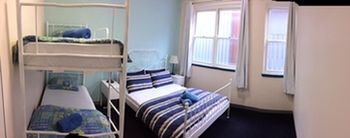 22 Travellers Accommodation - Hostel - Foster Accommodation 12