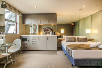 Comfy Kew Apartments - Foster Accommodation 2