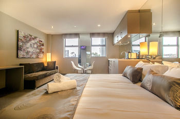 Comfy Kew Apartments - Foster Accommodation 5