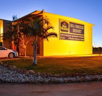 BEST WESTERN Sea Breeze Resort - Foster Accommodation