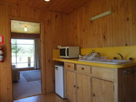 Collins Cap Cottage - Foster Accommodation 0